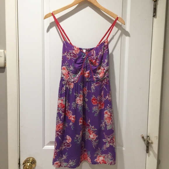 Xhilaration Dresses & Skirts - Beautiful Purple and Rose Floral Dress from Target